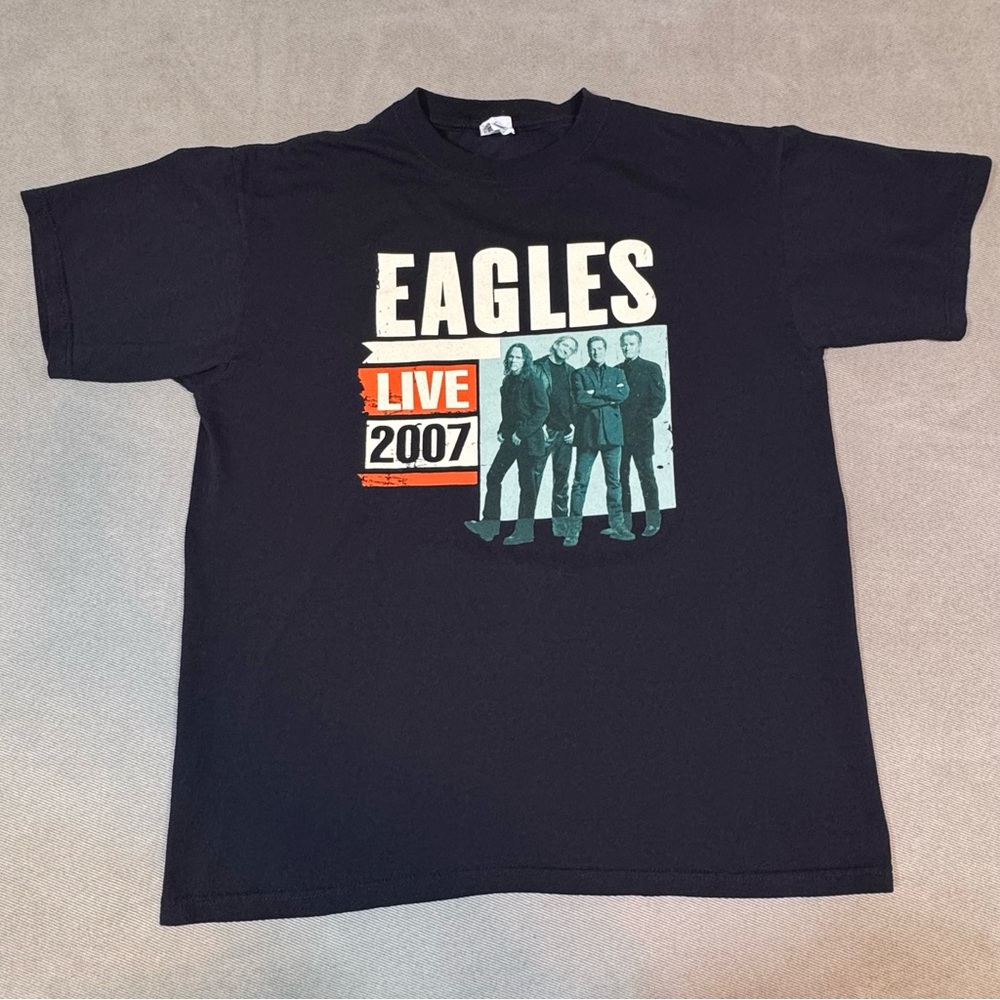 The Eagles Mens Large “One Of These Nights”  Tour 2007 Concert Shirt Anvil Tag